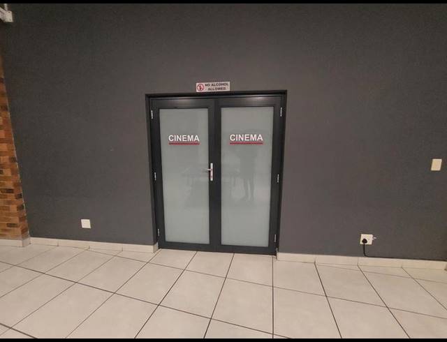 1 BEDROOM APARTMENT FOR SALE IN OLIVEDALE